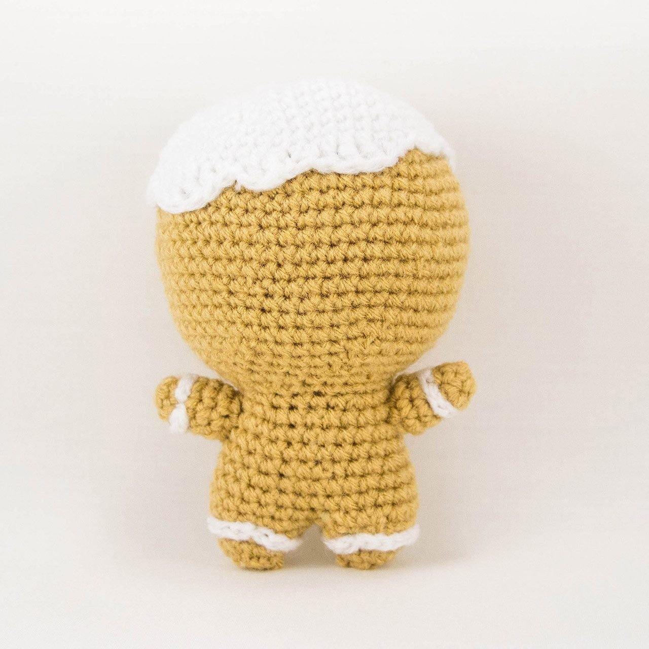 Gingerbread Man Amigurumi Pattern for Christmas