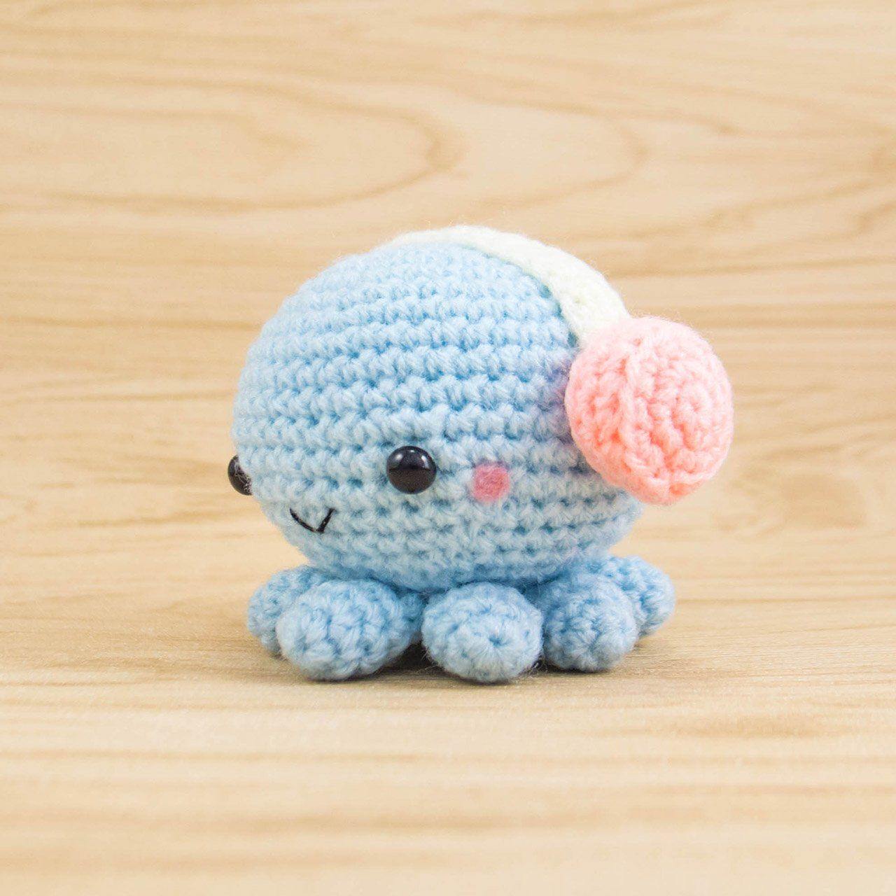 Octopus with Headphone Amigurumi Pattern - Snacksies Handicraft