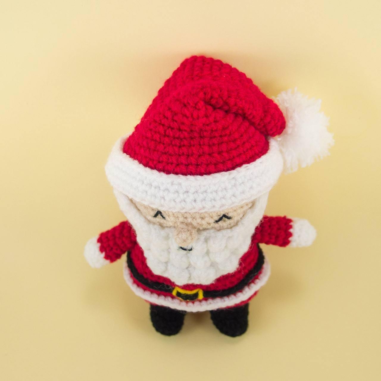 Crochet Santa Ornament for Holiday Decor