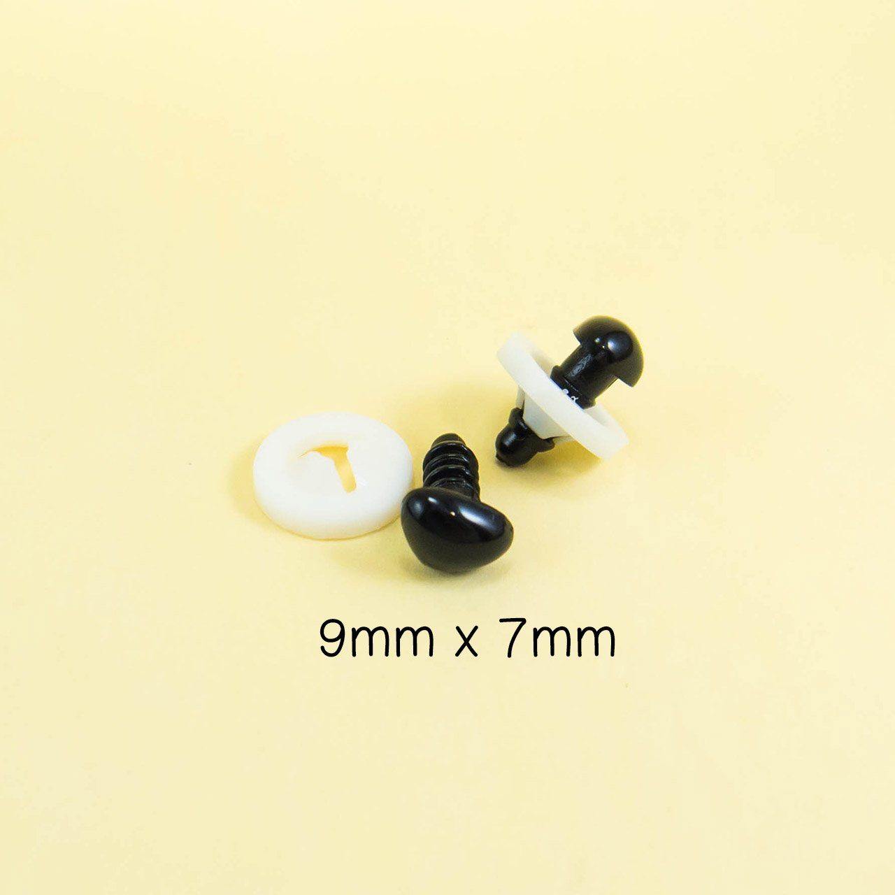 9mm x 7mm black triangle safety noses for crochet animals