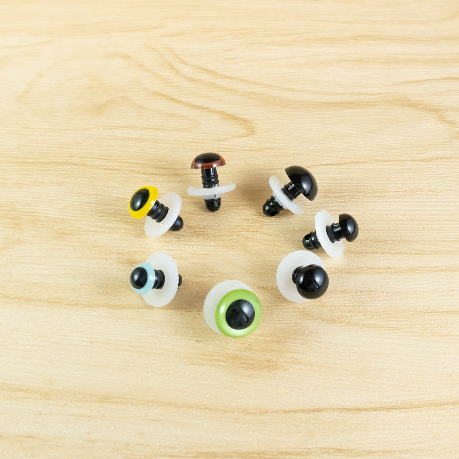 Medium Safety Eyes Washers (Round Center) - for 8mm to 12mm safety eye –  Snacksies Handicraft