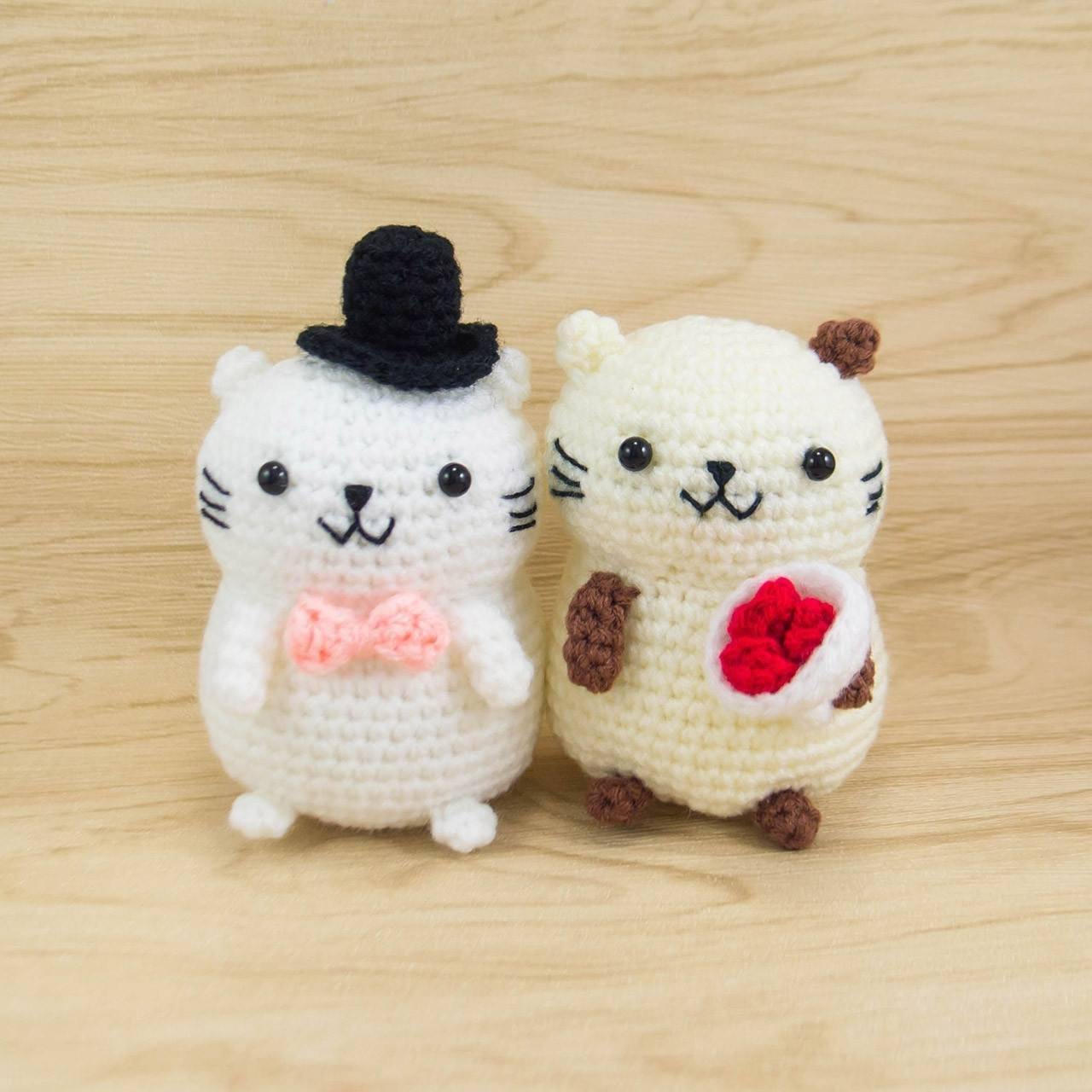 Crochet Stuffed Animals Pattern - Couple Cat for Valentine's Day 